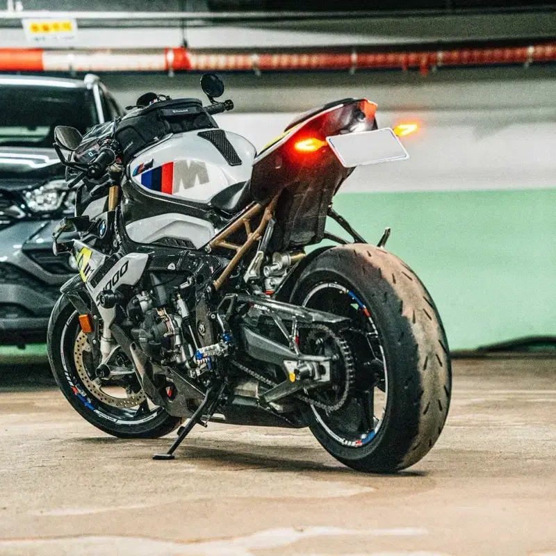 BMW S1000R 22년식 싱글알 팝니다