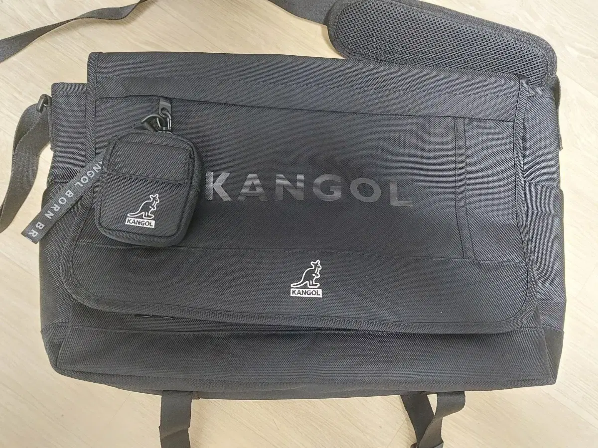 KANGOL 가방 팝니다~~