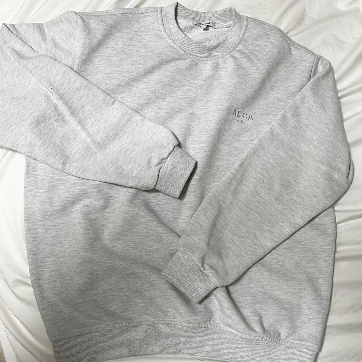 에이카화이트 HEAVY WEIGHT SWEATSHIRT