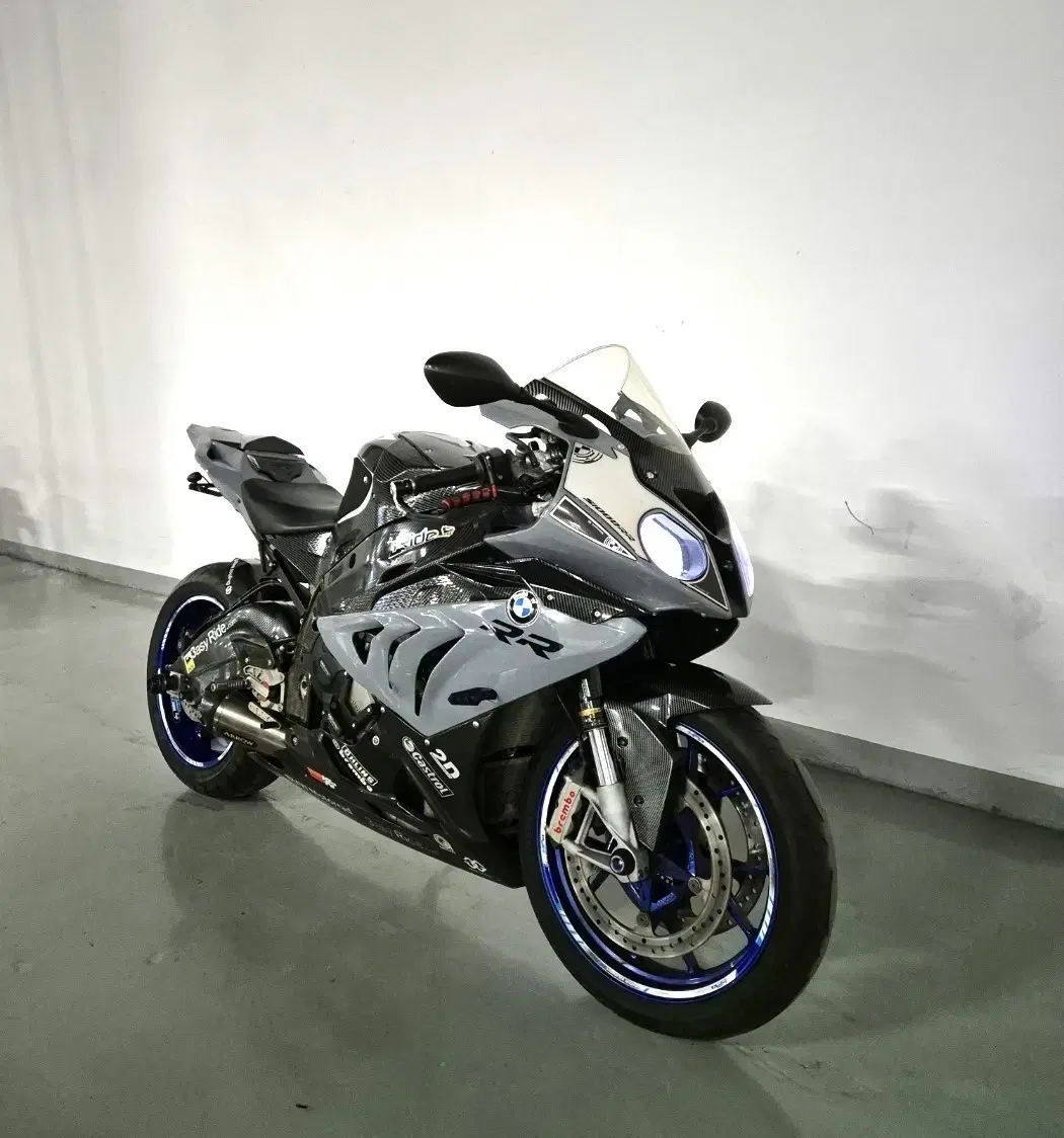 2013 BMW HP4 S1000RR 판매합니다.