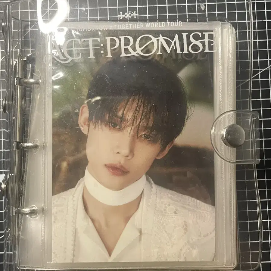 ACT:PROMISE TOUR MERCH 연준 포카바인더 양도합니다