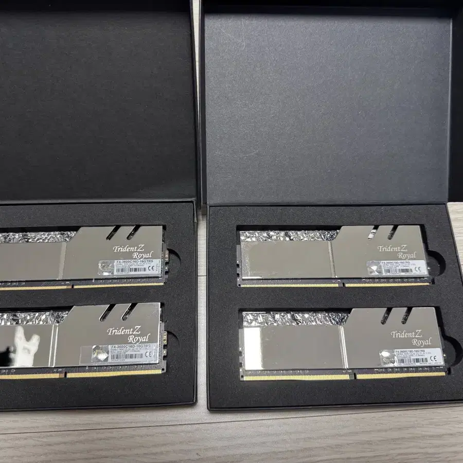 G.Skill 트라이던트Z 로열 실버 DDR4 32GB (8GBx4)