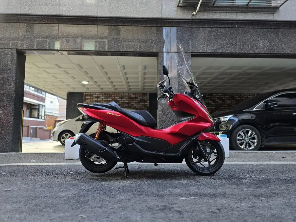 2023년식 혼다 PCX125 ABS 맷레드 S급상태! 옵션차량! 판매