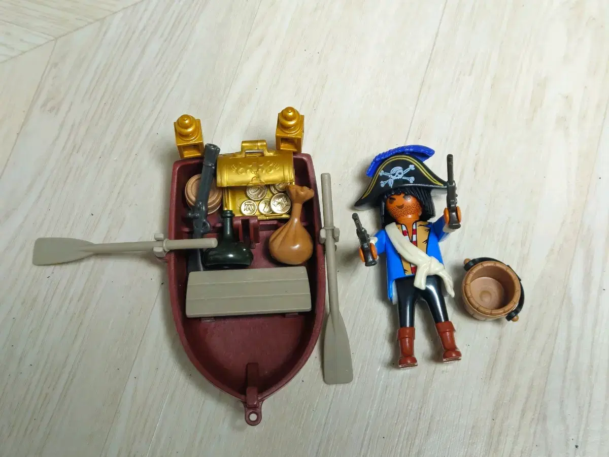 Playmobil Pirate King