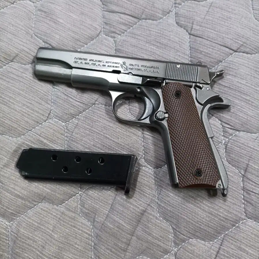 콜트 M1911 모델건 총