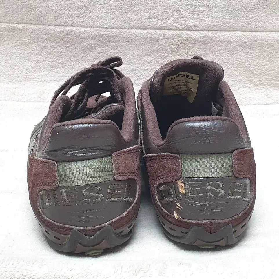 2000s Diesel low rise sneakers 260mm