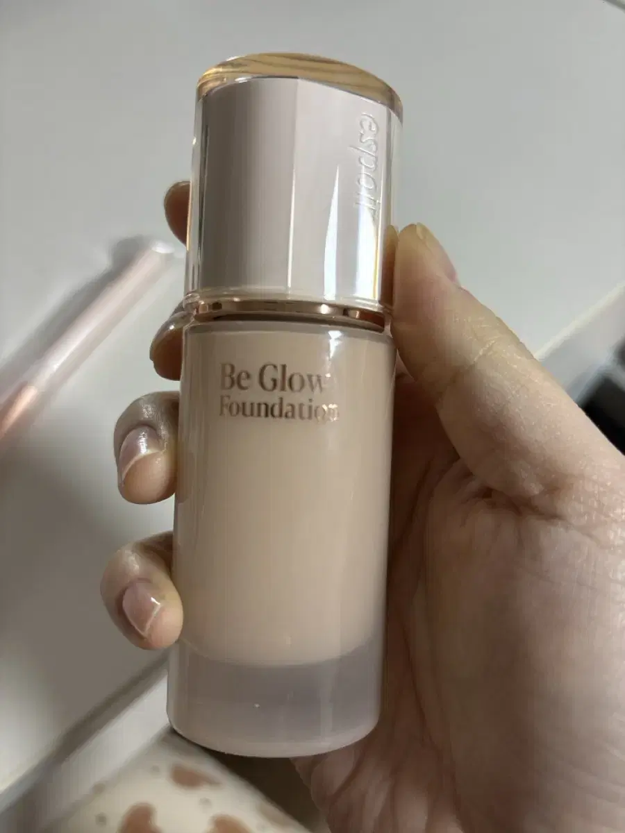 Espoir Vibrant Foundation 21C