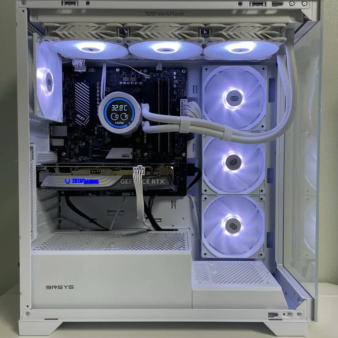 라이젠9600X, RTX4070 신품PC본체