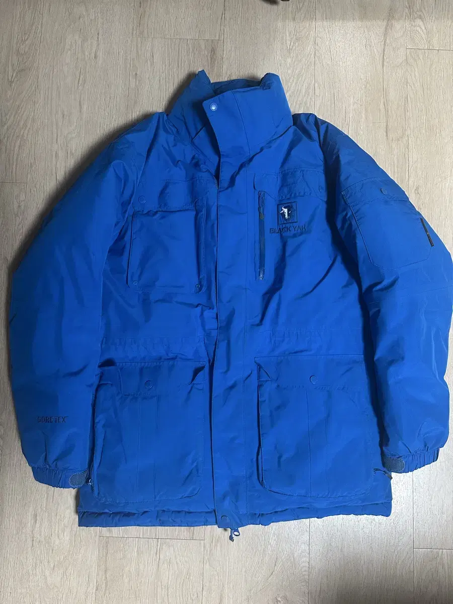 Black Yak Gore-Tex Padding M