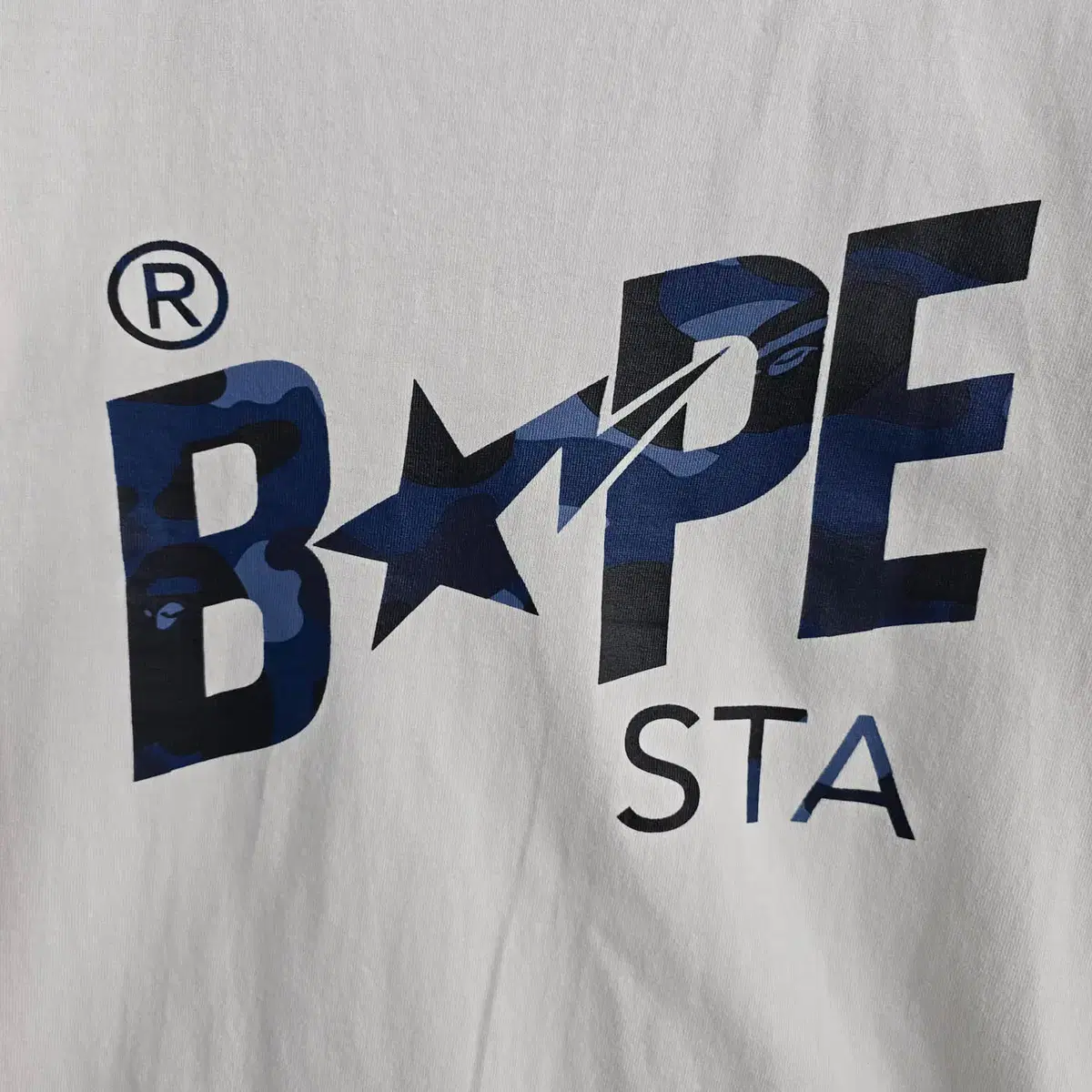 베이프 bape  화이트 컬러 티셔츠