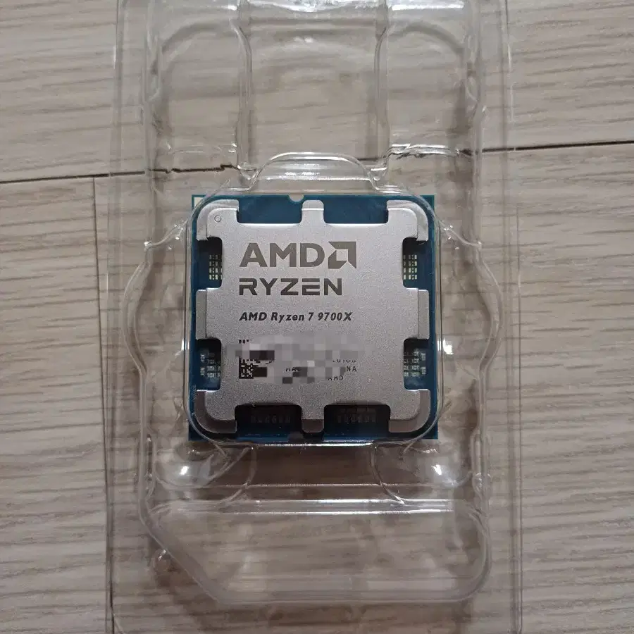 amd 라이젠 9700x cpu 팝니다