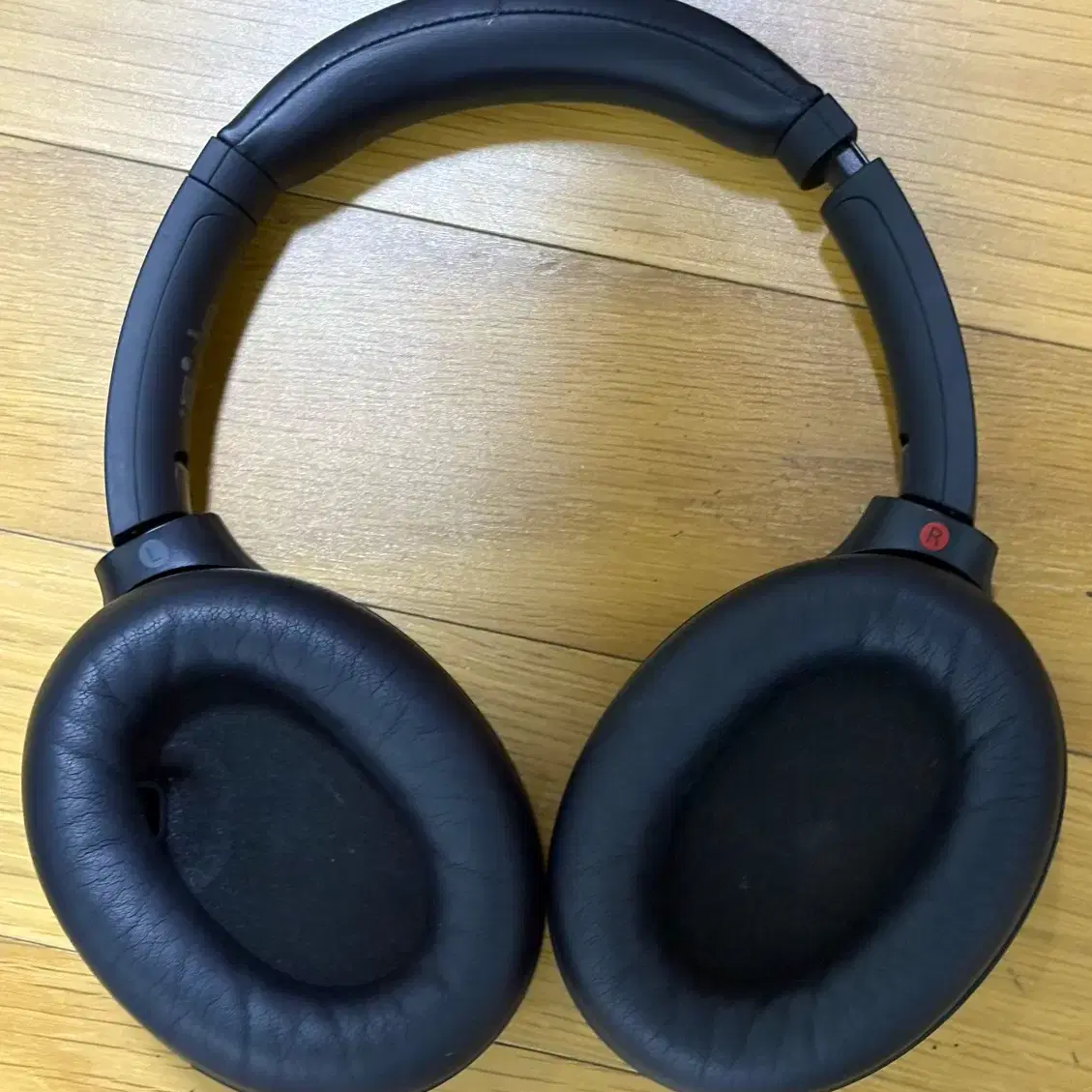 Sony 소니 WH-1000XM4 헤드폰 판매합니다.