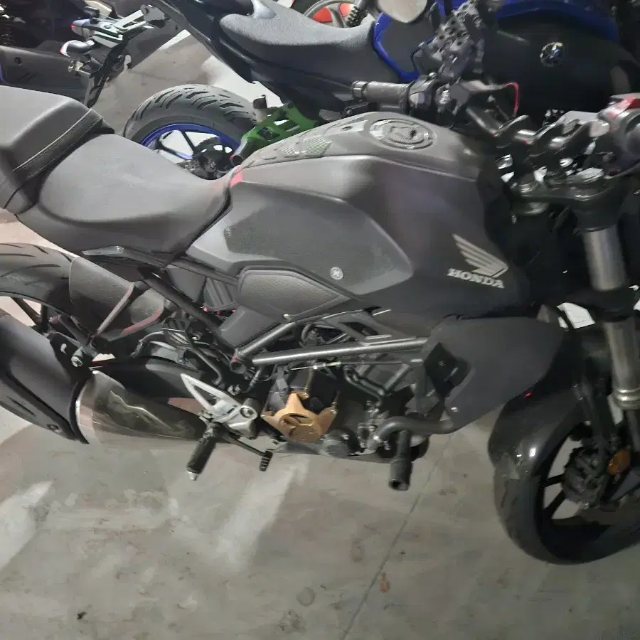 혼다 CB300R 18년식 250만원