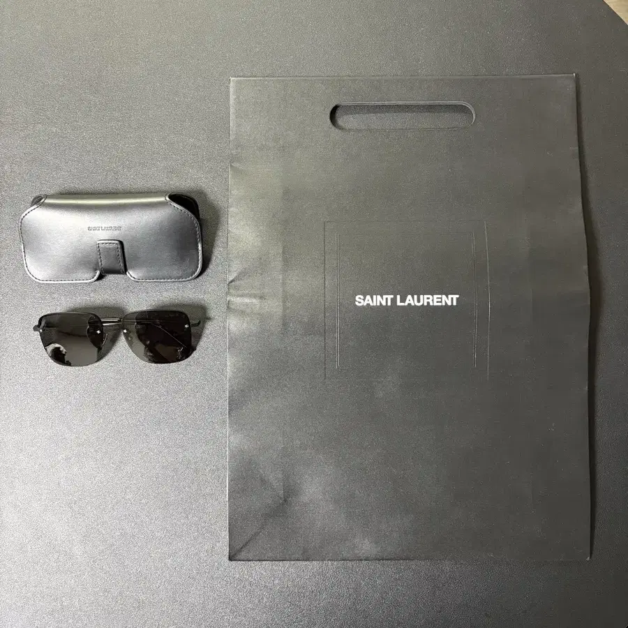 Saint Laurent SL 312 선글라스 블랙