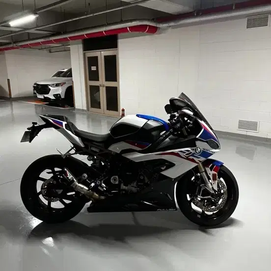 BMW S1000rr m pkg 개급처합니다