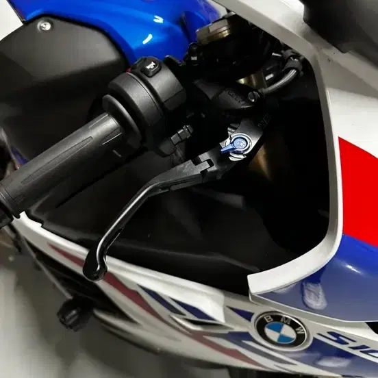 BMW S1000rr m pkg 개급처합니다