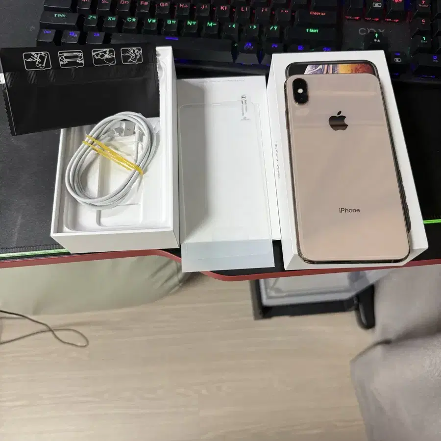 아이폰 xs max 팝니다