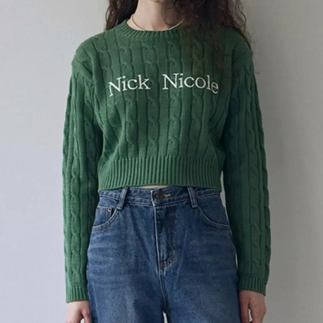 닉앤니콜 케이클 크롭 니트 NICOLE CABLE CROP KNIT 초록