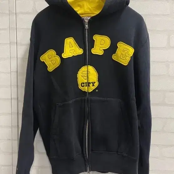 BAPE CITY 베이프 펠트 빈티지 와펜로고 자수집업