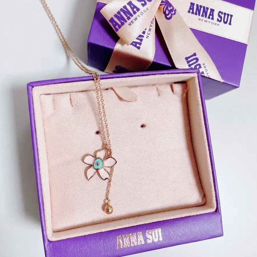 [파격가]Anna Sui 안나수이 정품 목걸이 로즈골드컬러 플라워 골드볼