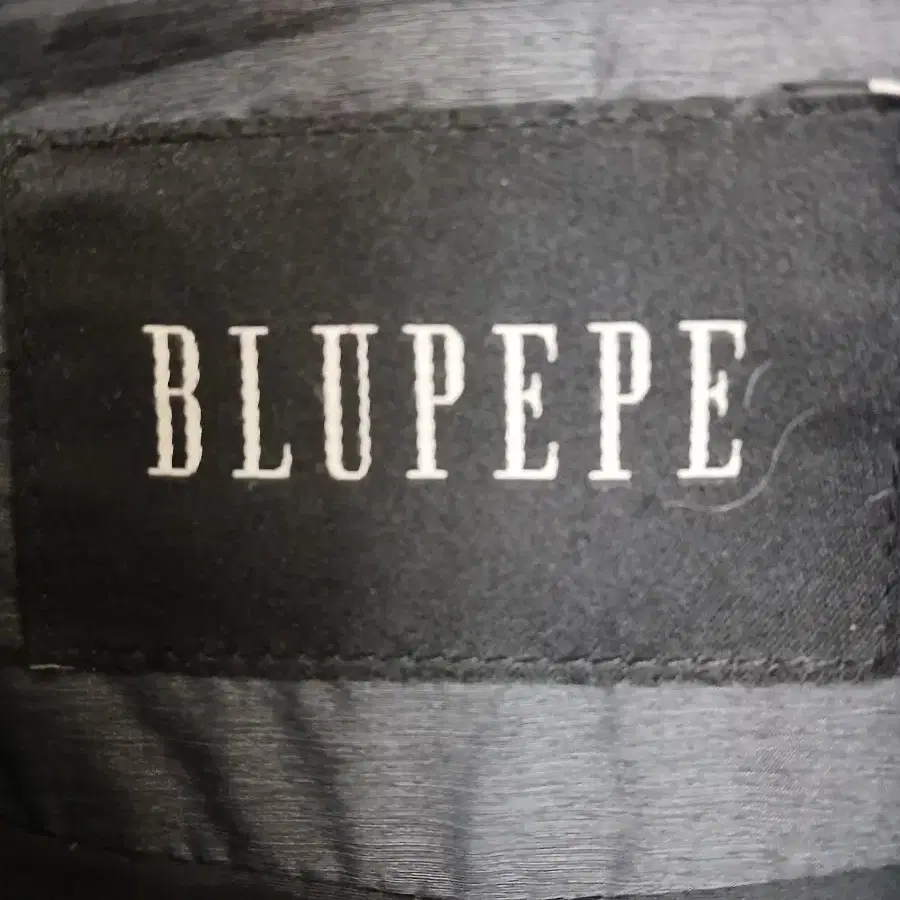 BLUPEPE 여 덕다운 롱패딩  새옷수준