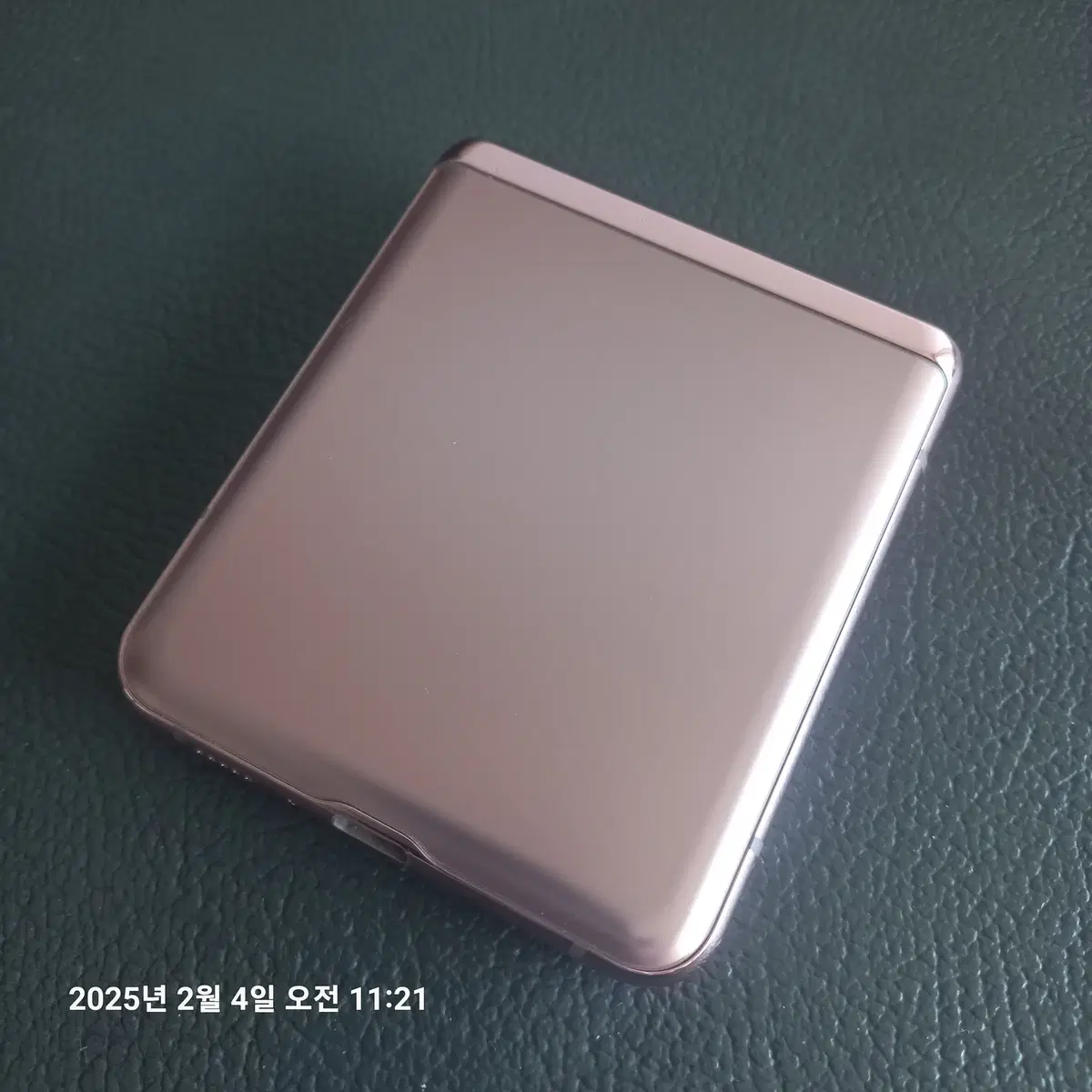 삼성 Z플립5G 256G.하자있음