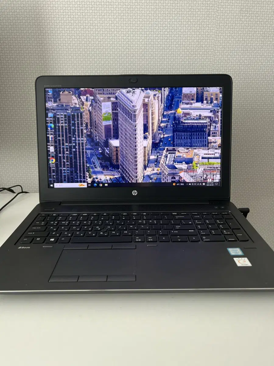 HP노트북 팝니다. zbook i7-6700hq, 16램, 250기가