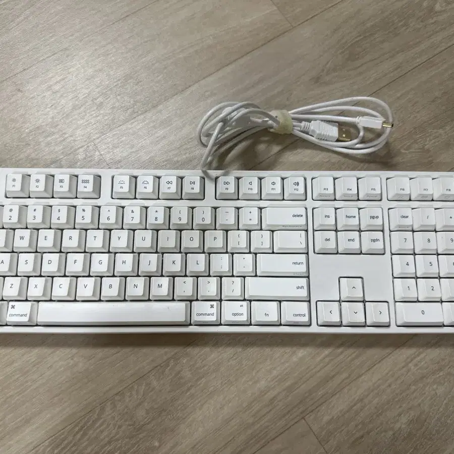 (키보드)VARMILO VA108MAC 밀키 화이트 PBT 염료승화 영문