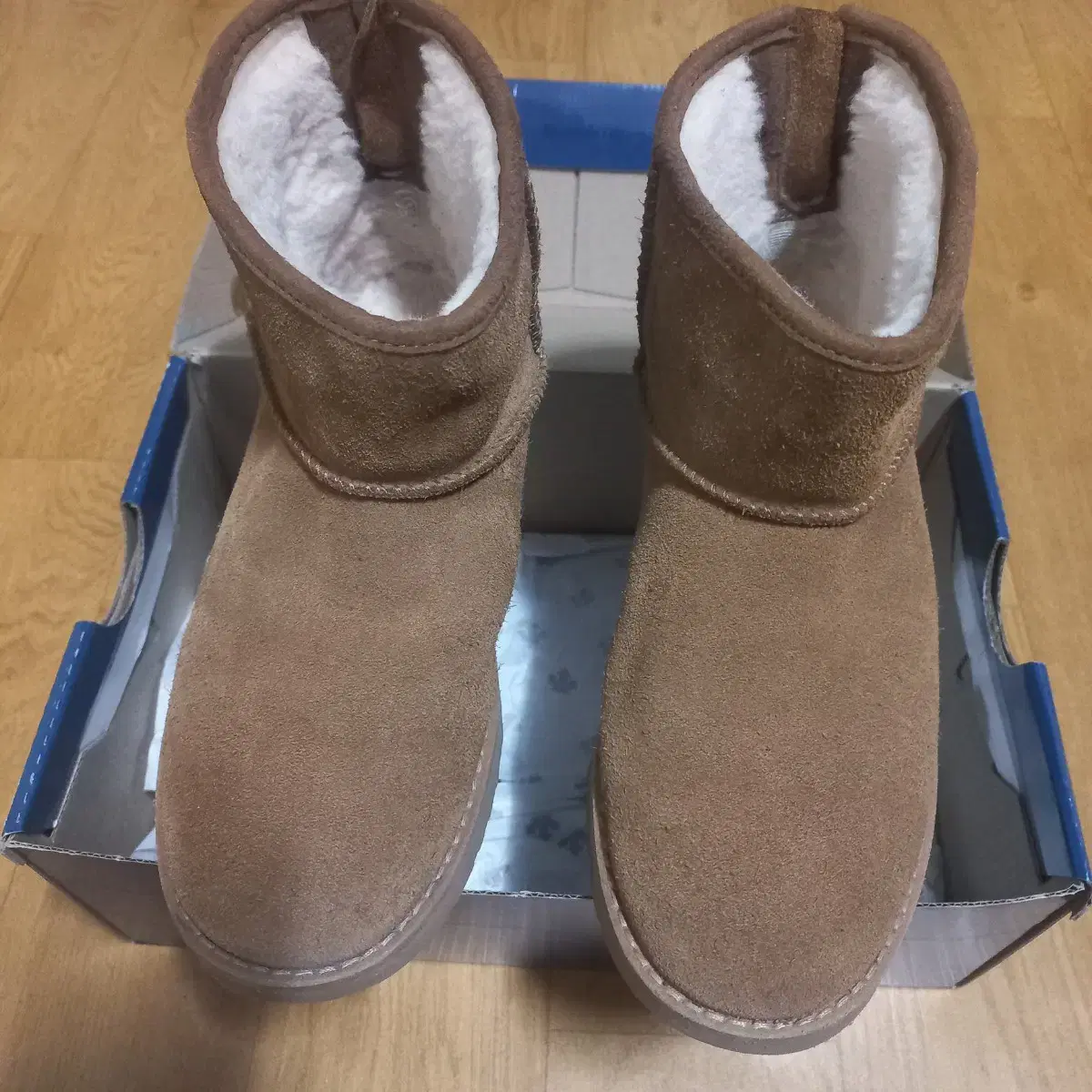 UGG 어그부츠 240