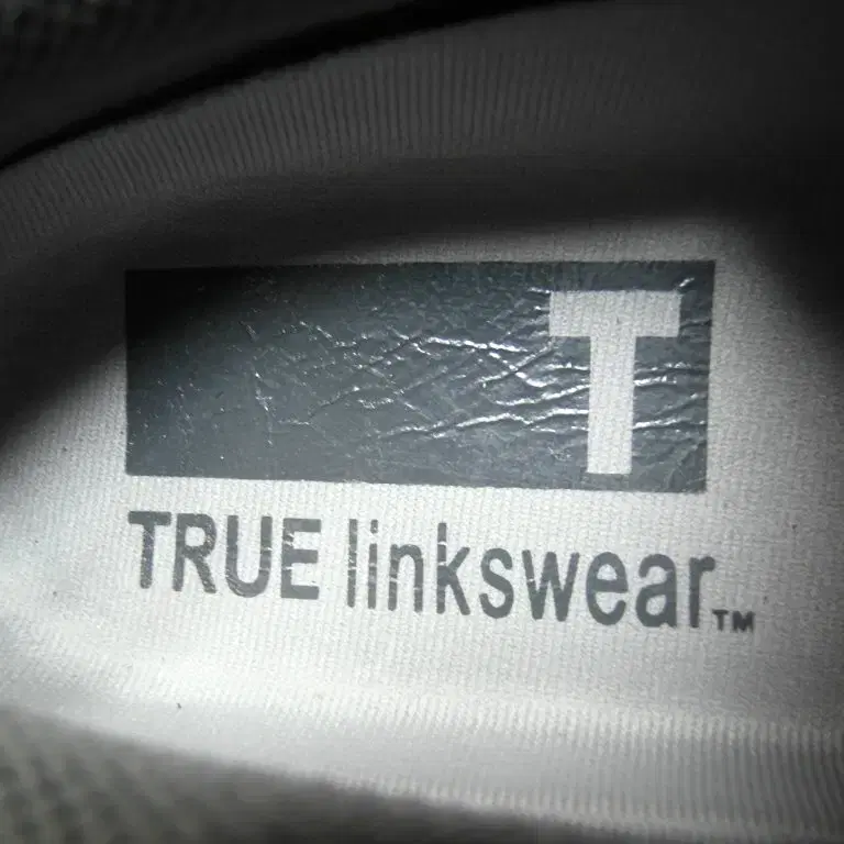 250/미착용 TRUE linkswear 스파이크리스 박인비 골프화