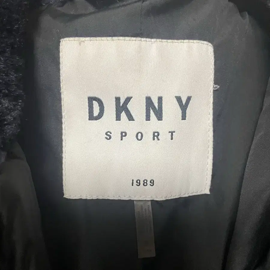 dkny 후디 쟈켓(페이크퍼)