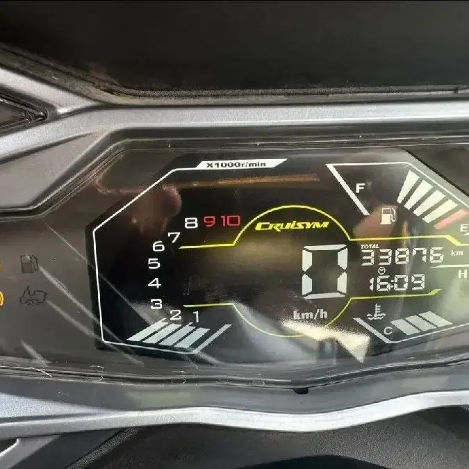 크루심알파 125cc 22년식 머플러 구조변경 배달세팅 판매합니다.