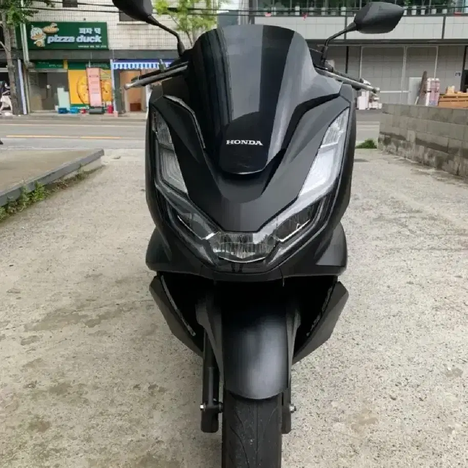 pcx125 2021년식 판매합니다.