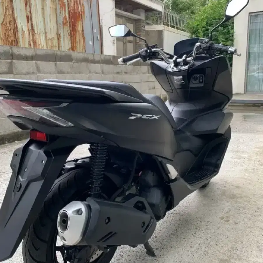 pcx125 2021년식 판매합니다.