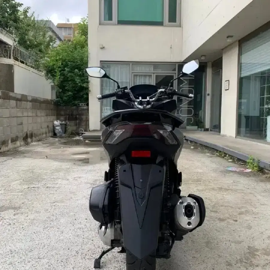 pcx125 2021년식 판매합니다.