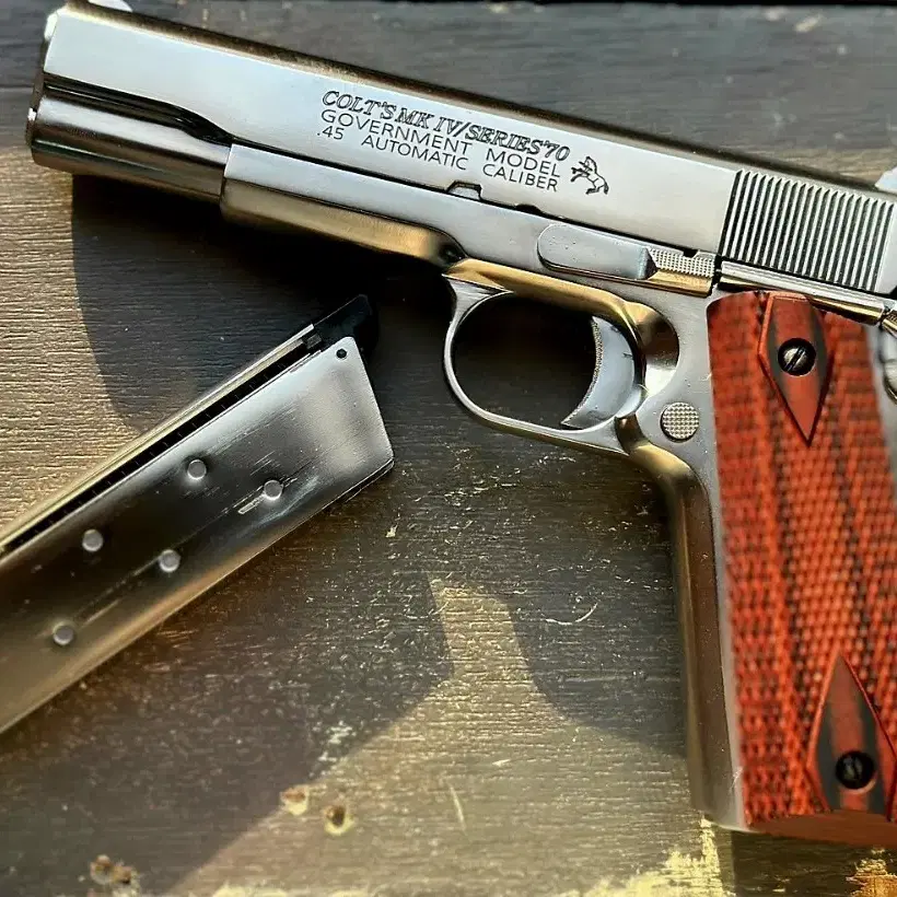 WE Crome M1911 Gen.2 Cybergun Custom