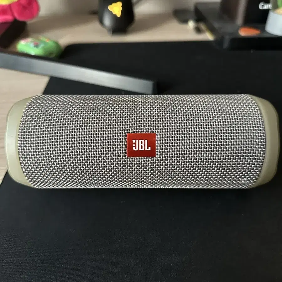 JBL Flip4 판매합니다~