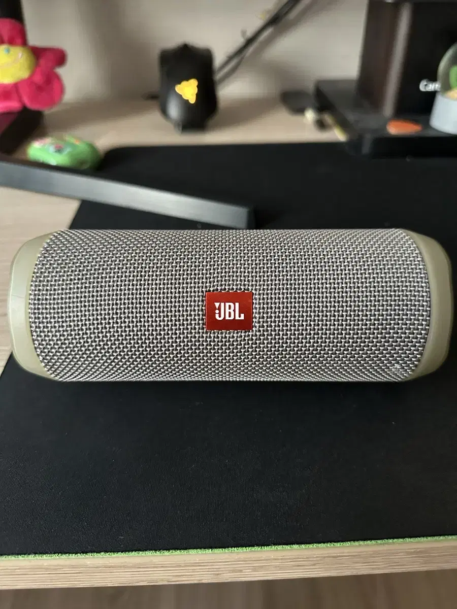 JBL Flip4 판매합니다~