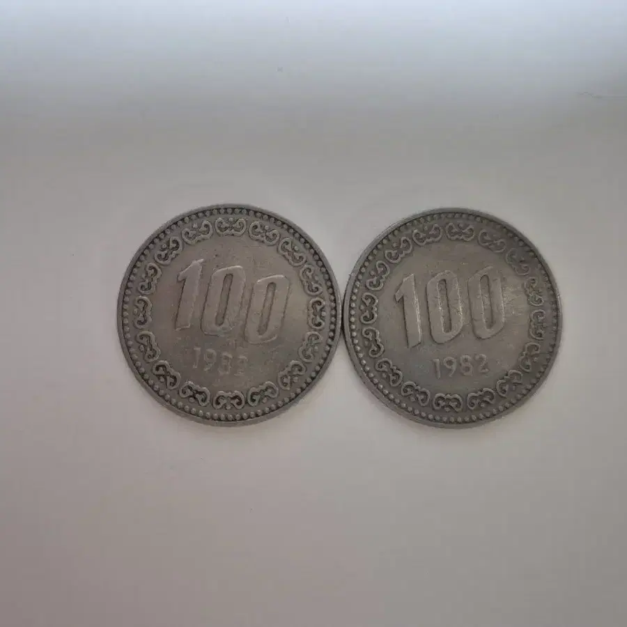 1982년 100원