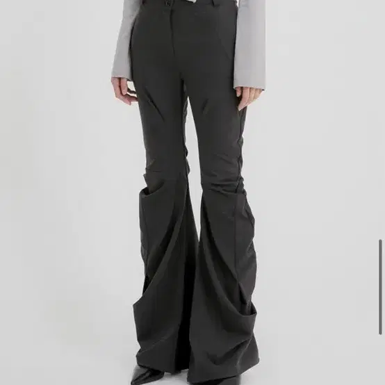 flareup 플레어업 Asymmetrical Drape Pants