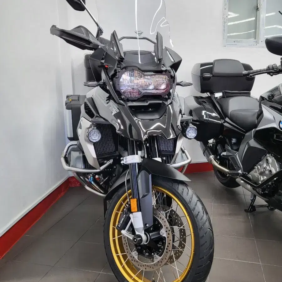 21년식 bmw r1250gs 트리플 블랙 판매