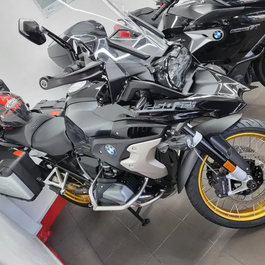 21년식 bmw r1250gs 트리플 블랙 판매