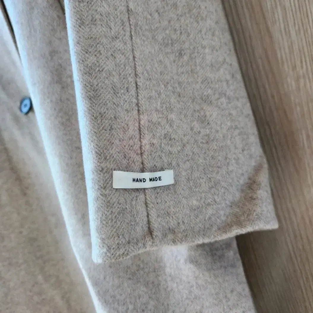 커버 하이넥 헤링본 맥시 울코트 (wool 90% / beige)