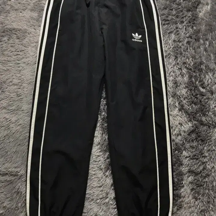 [L] 아디다스(ADIDAS) 3-stripe 어센틱 트랙 팬츠