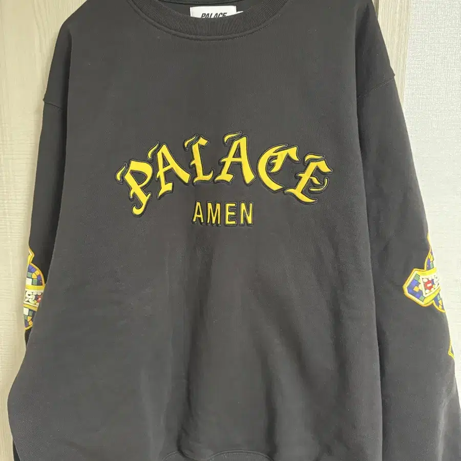 Palace Saints Crew Black XXL