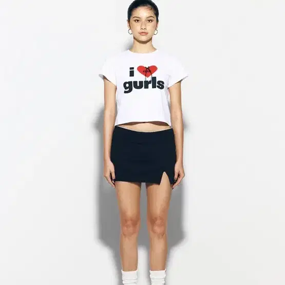 에즈이프캘리 CALIE GURLS T-SHIRT WHITE (태연착용)