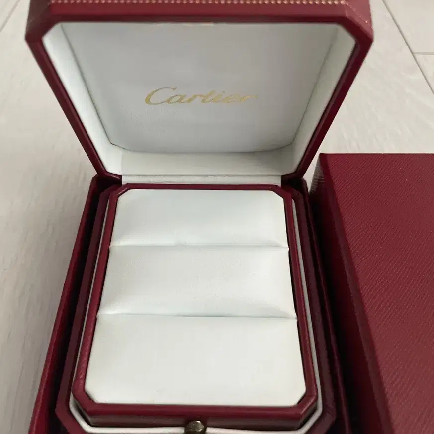 [Cartier]까르띠에 쥬얼리 반지(2구 수납용) 케이스 & 박스 판매