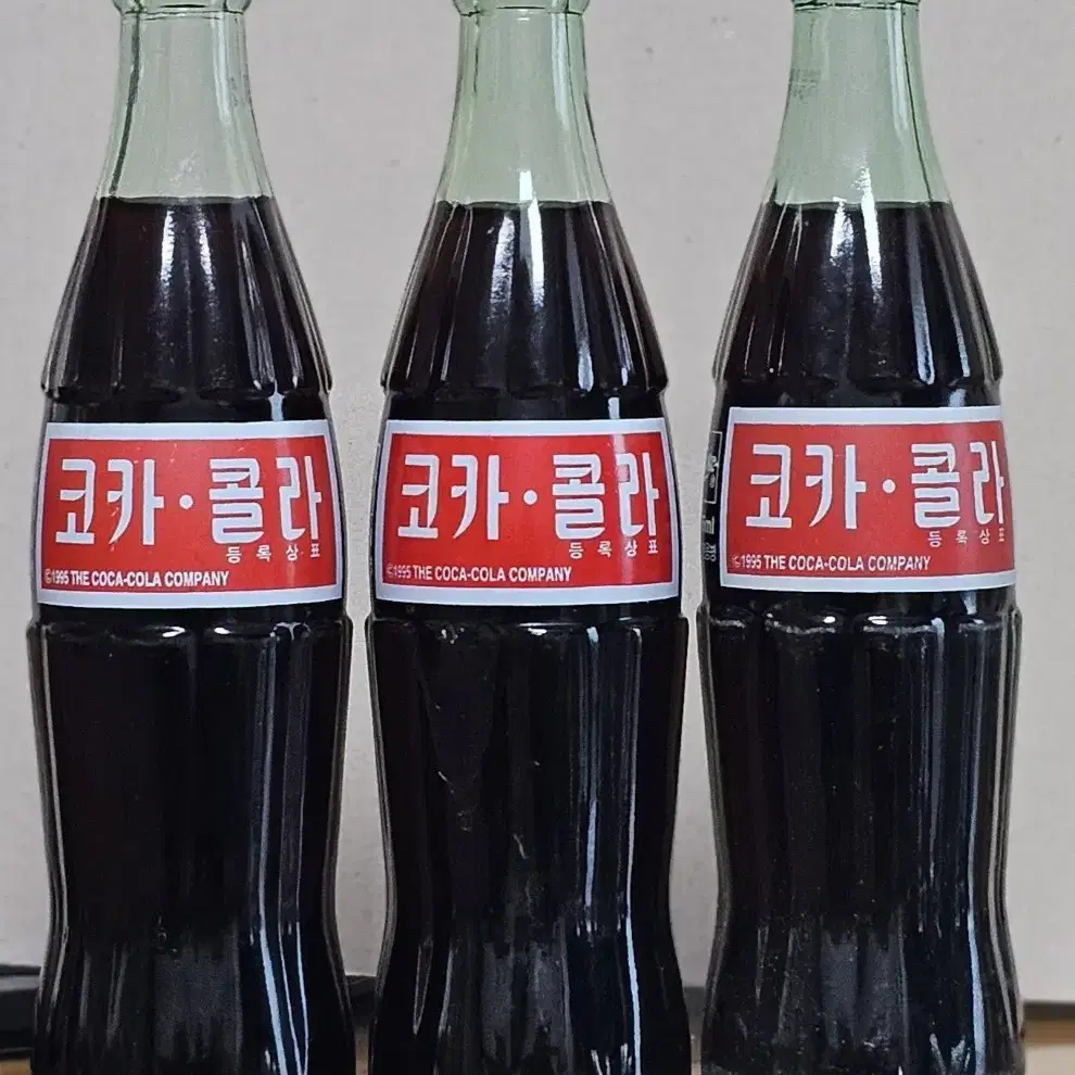 2002년 355ml 코카콜라 3병