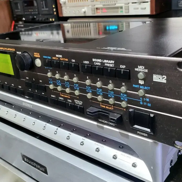 *ROLAND XV5080