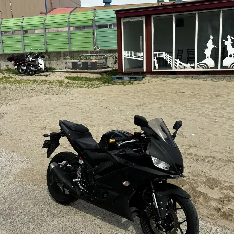 야마하 YZF-r3